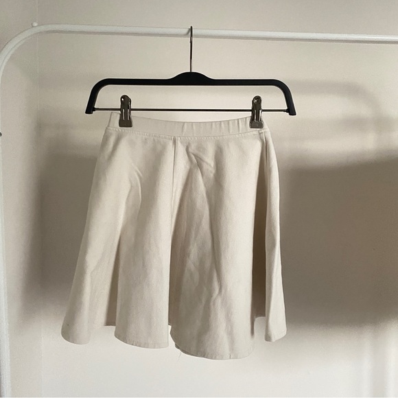 (SET) 2 off white skirts - Picture 6 of 6